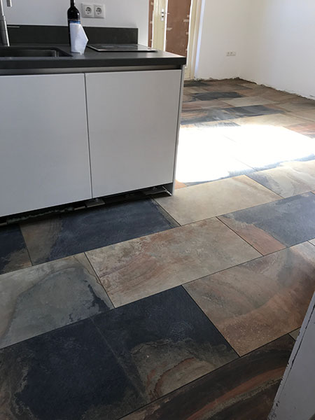 content 01 portfolio keukenvloer sheerenberg hendriks badkamers tegels sanitair sheerenberg