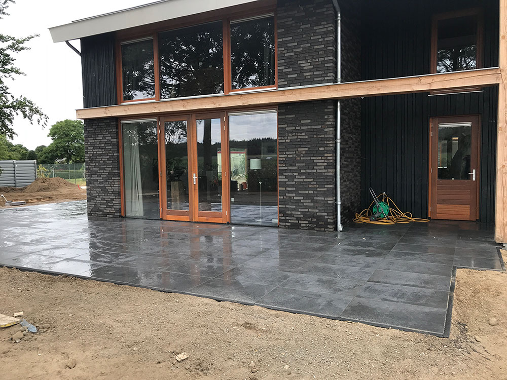 content 01 portfolio terras zwarteveen hendriks badkamers tegels sanitair sheerenberg